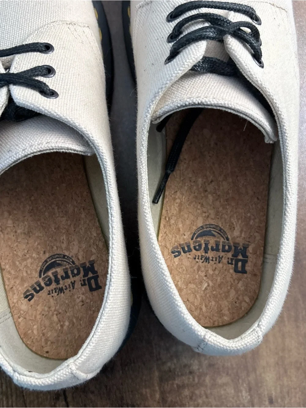 Dr. Marten’s 1461 Oxford Shoes Beige Canvas